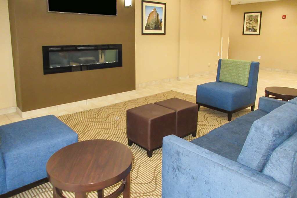 Comfort Suites Greensboro-High Point Interior photo