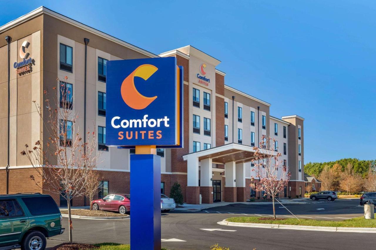 Comfort Suites Greensboro-High Point Exterior photo